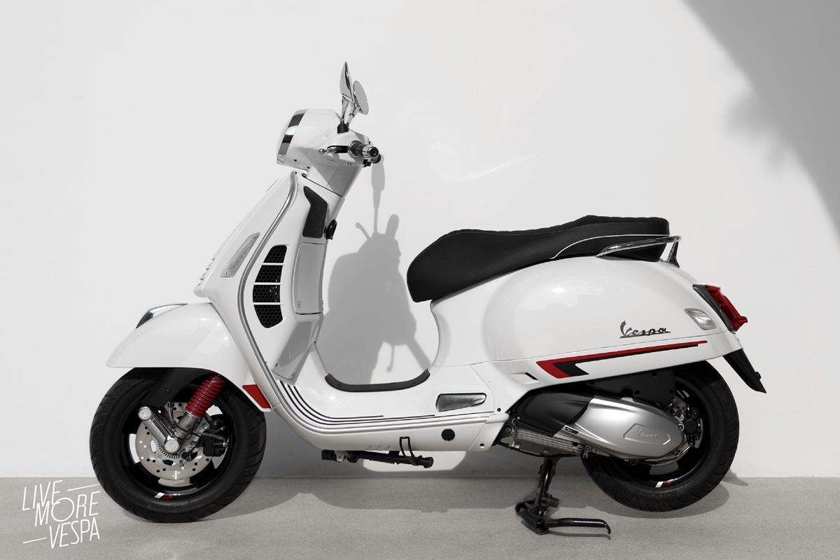 2021 Vespa Gts Super Sport 300 Hpe White Innocenza เสน่ห์แห่งความเท่เรียบง่าย สไตล์เรโทรโมเดิร์น 7442